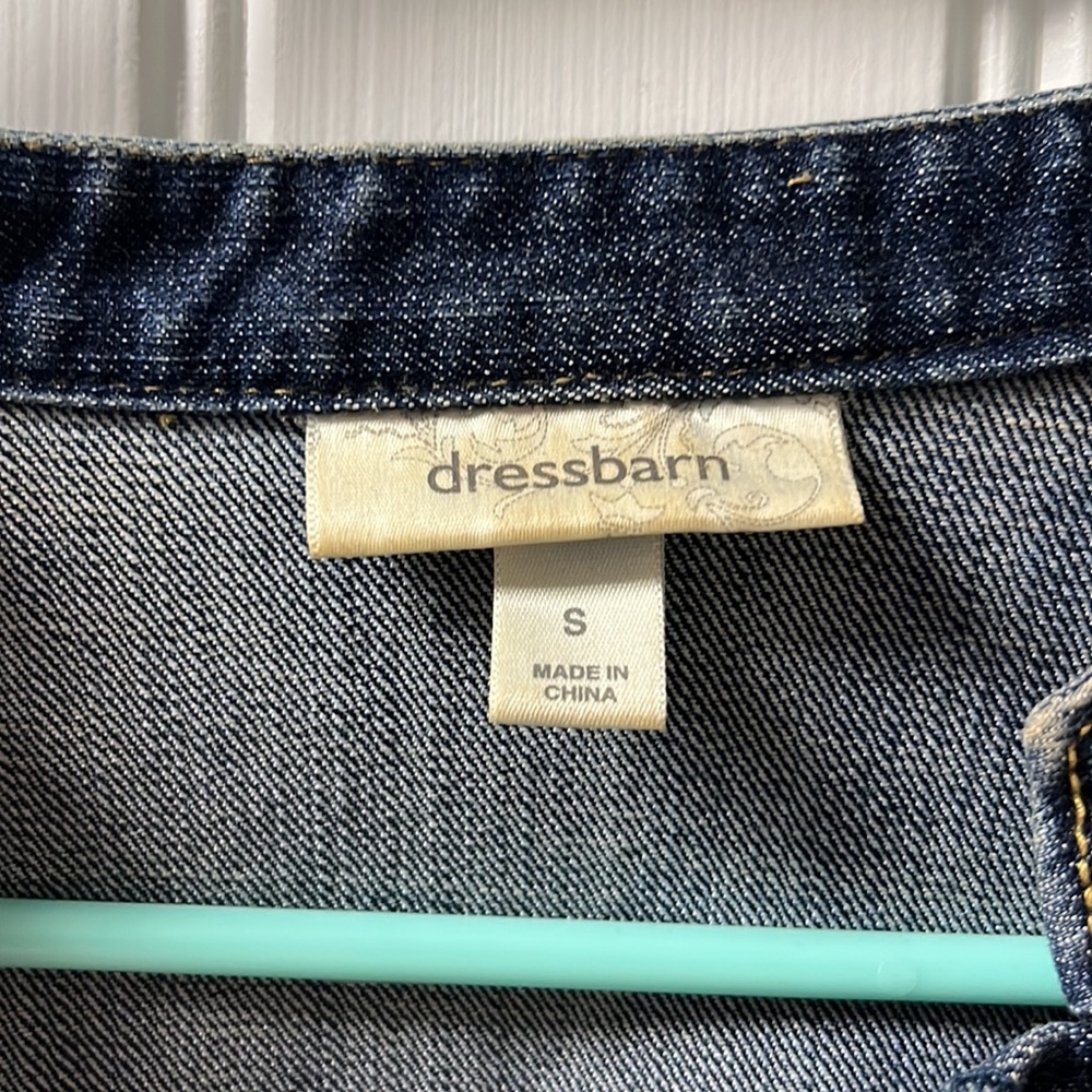 Women’s Dress Barn Denim Jacket - Picture 2 of 5